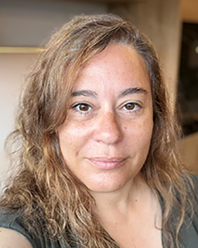 Prof. Elena Martínez