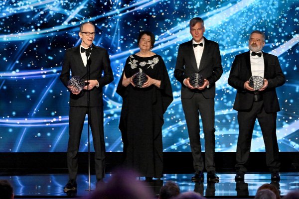 From left to right: Andreas Hoecker, former ATLAS spokesperson; Patricia McBride, former CMS spokesperson; Marco Van Leeuwen, ALICE spokesperson and Vincenzo Vagnoni, LHCb spokesperson (courtesy of Getty Images for Breakthrough Prize)